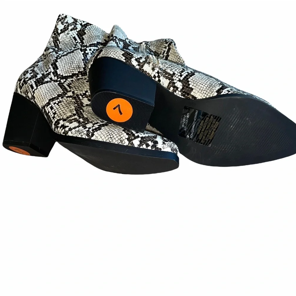 NEW French Connection SNAKE PRINT ZIP ANKLE BOOTS